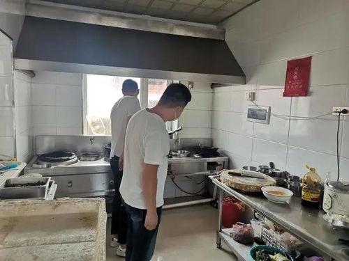 守好“舌尖安全” 筑牢健康防线 —— 区民政局开展养老机构食品安全专项检查